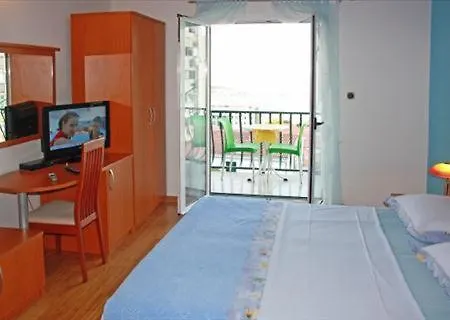 فندق مبيت وإفطار Rosa ماكارسكا