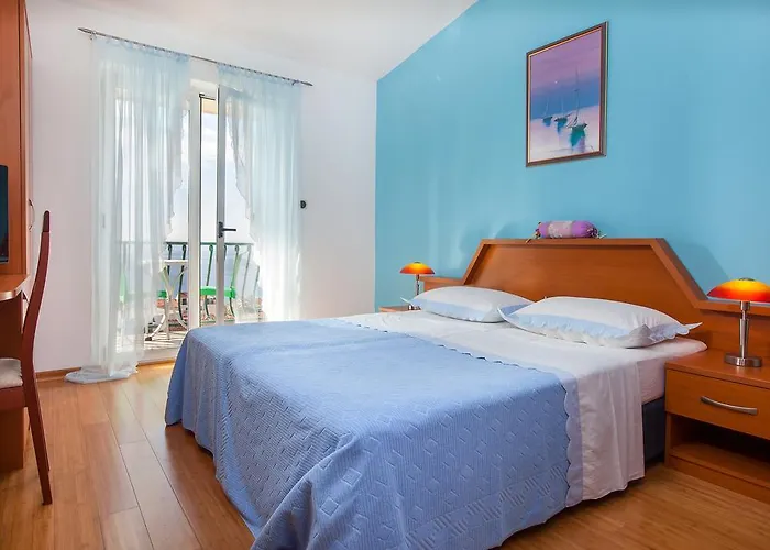 Rosa 3* Makarska
